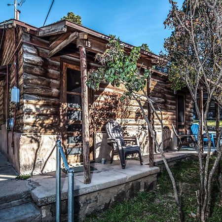 Apache Village Cabinette 13, Queen Bed, Midtown, Sleeps 2 Ruidoso Esterno foto